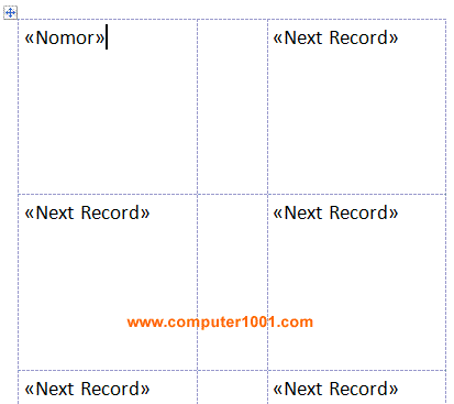 Merge field pada label pertama Merge field pada label pertama